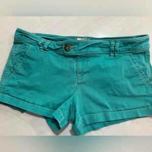 American eagle shorts size 14